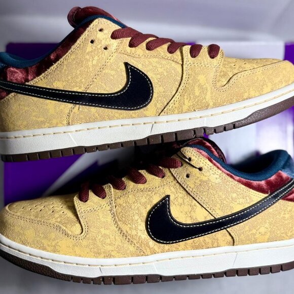 Nike SB Dunk Low City of Cinema, Mens 11.5 - Picture 7 of 11